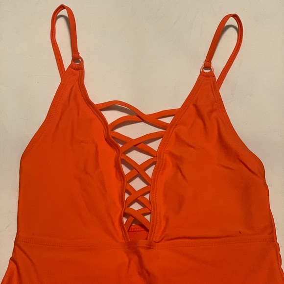 Betty Jade Lace-Up swimsuit - Picture 5 of 6